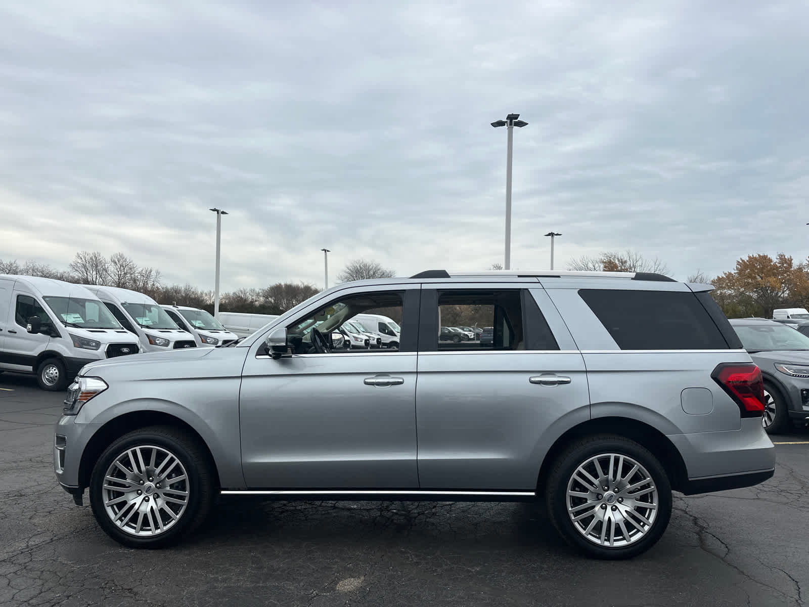 Certified 2023 Ford Expedition Limited image 4