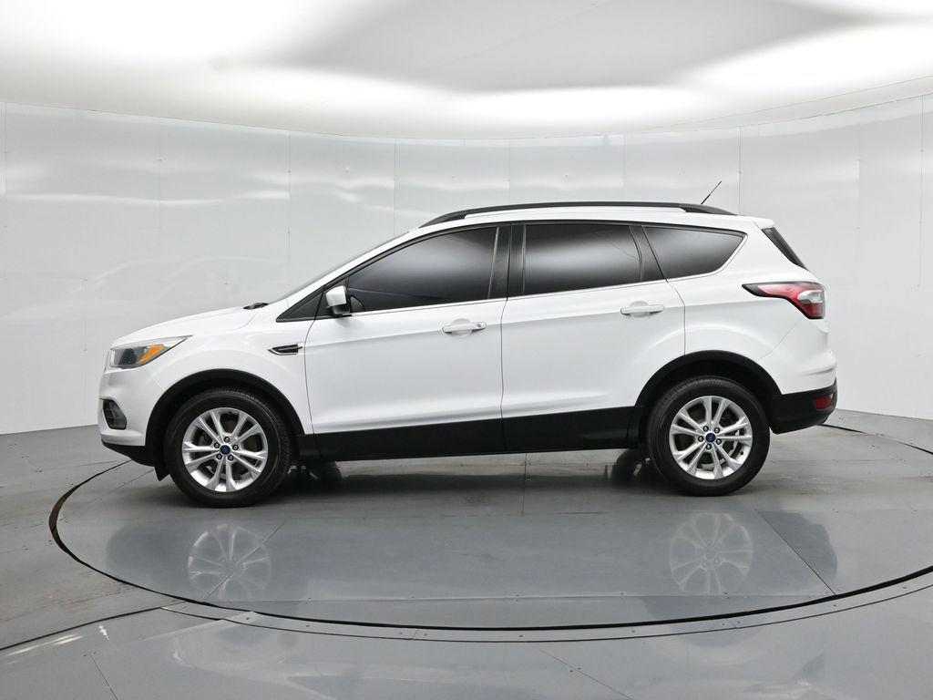 Certified 2018 Ford Escape SE FWD image 28