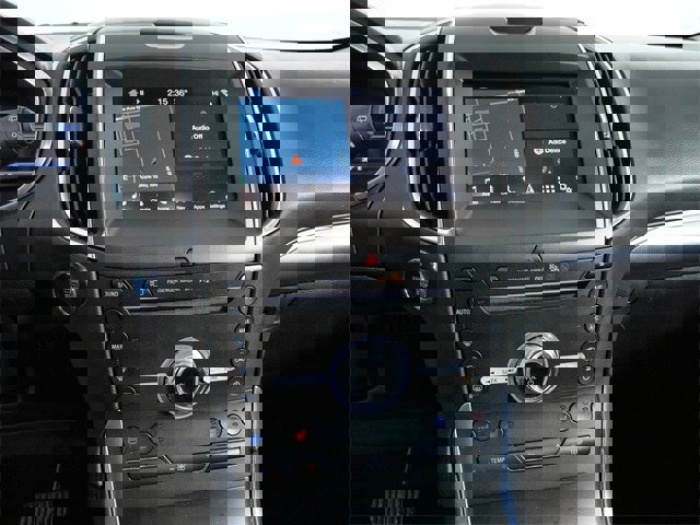 Certified 2019 Ford Edge Titanium w/ Equipment Group 301A image 18