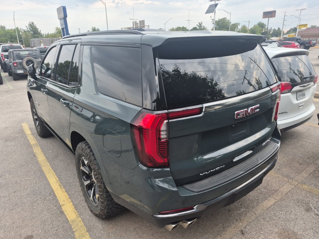 Used 2026 GMC Yukon AT4 w/ AT4 Premium Package AWD/4WD image 18