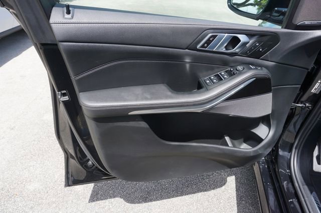 Used 2023 BMW X5 M50i w/ Executive Package AWD/4WD image 25