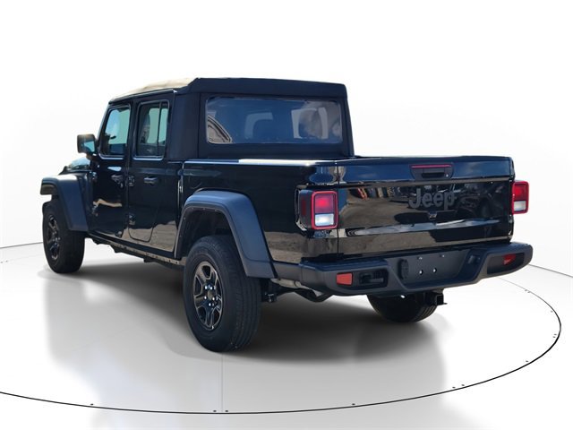 Used 2023 Jeep Gladiator Sport w/ Trailer Tow Package video 2