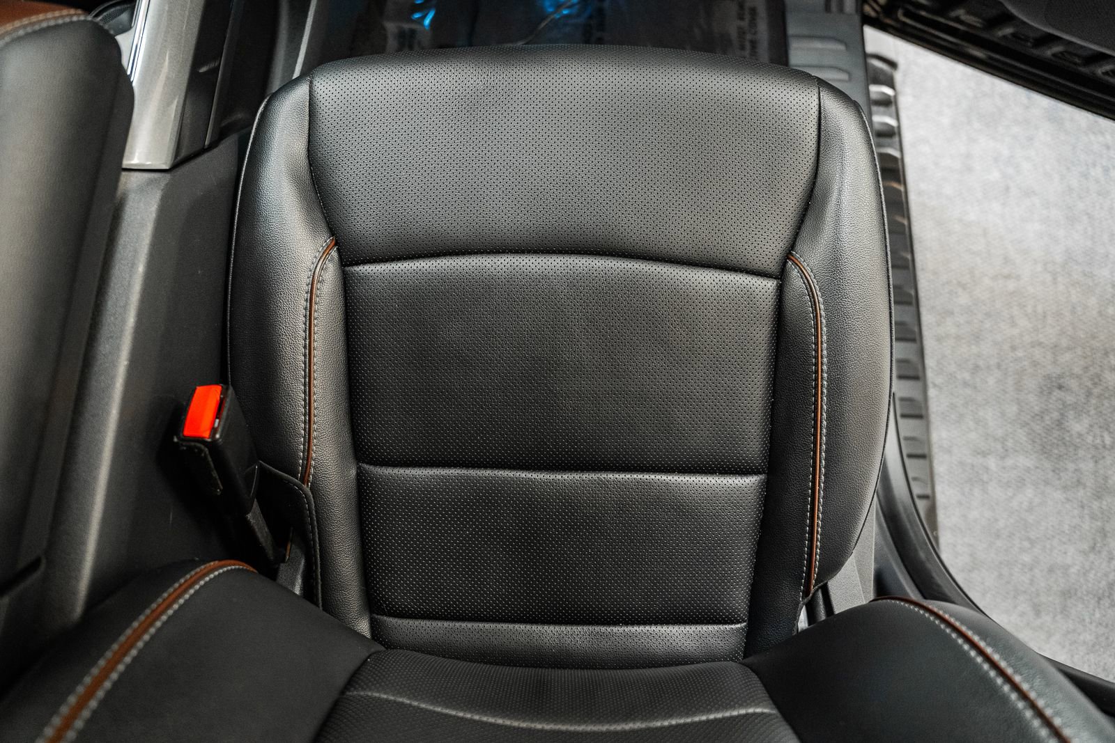 Certified 2023 Ford F150 Lariat w/ Equipment Group 502A High image 39