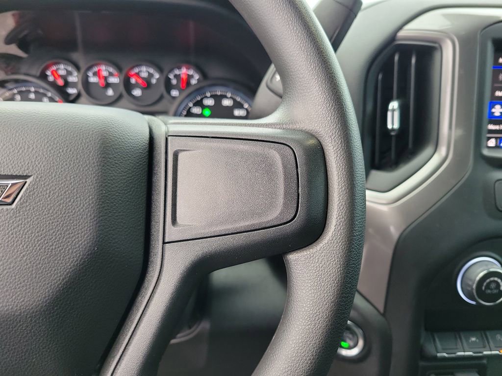 Used 2025 Chevrolet Silverado 1500 Custom Trail Boss w/ LPO, Dark Essentials Package image 24