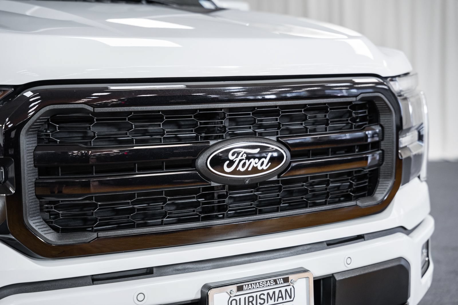 Certified 2024 Ford F150 Lariat w/ Equipment Group 502A High AWD/4WD image 10