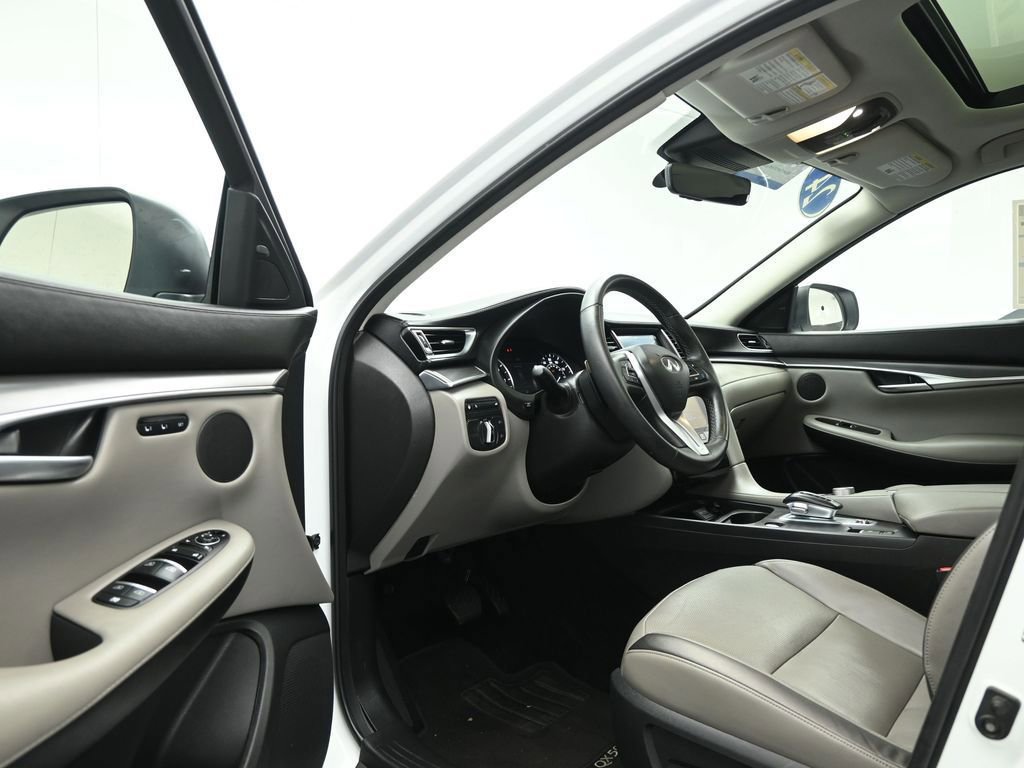 Used 2024 INFINITI QX50 Luxe image 35