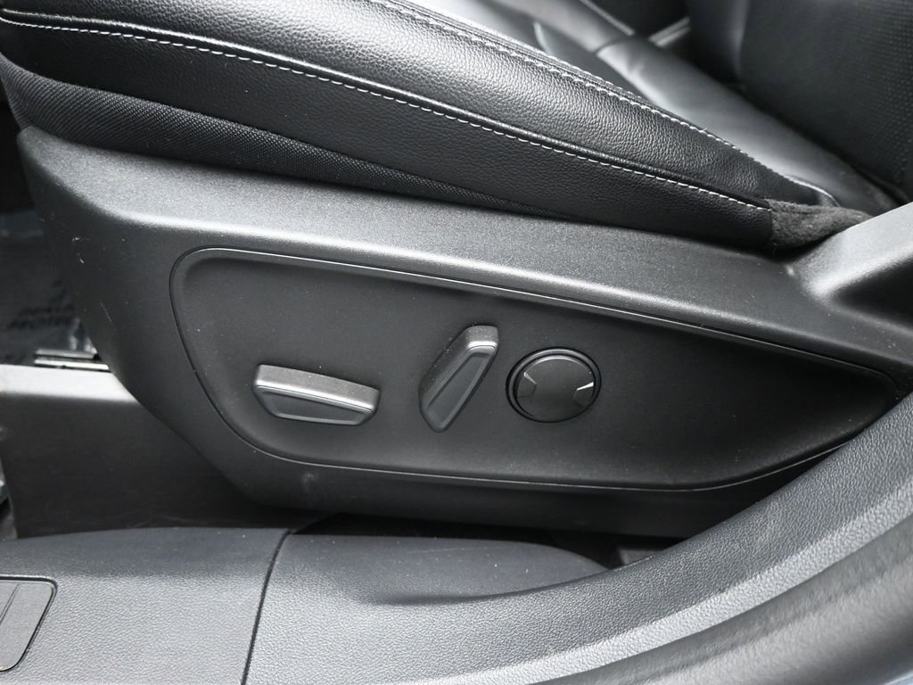 Certified 2022 Ford Escape SEL w/ Technology Package image 11