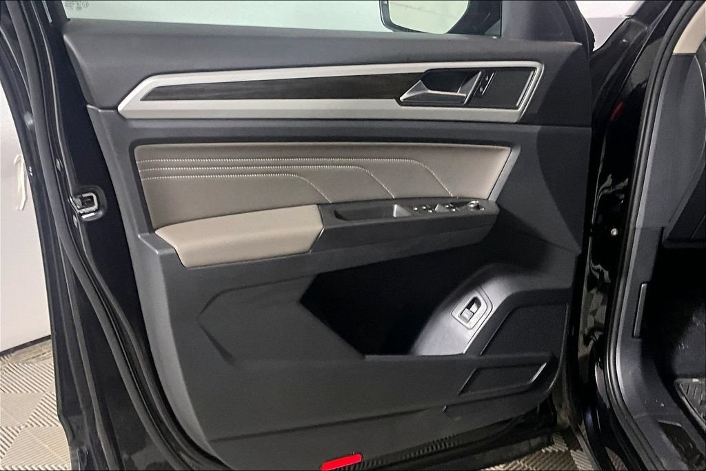 Used 2023 Volkswagen Atlas SE FWD image 18