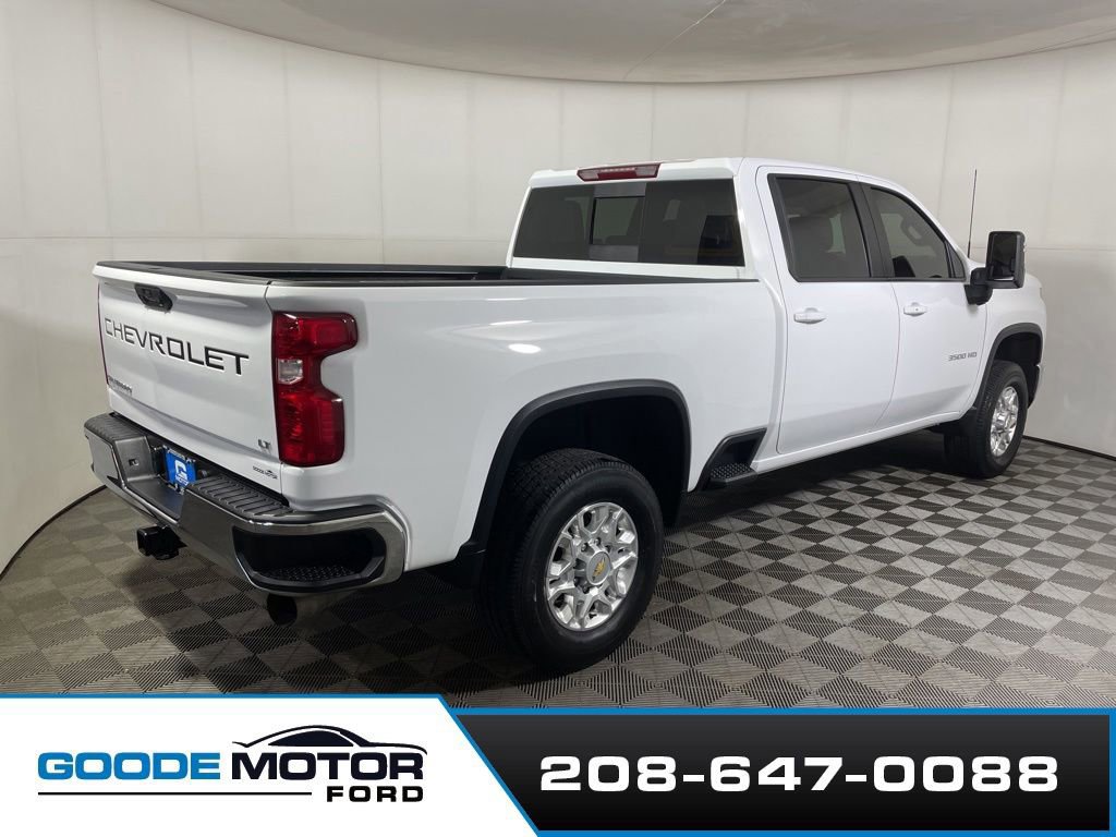 Used 2024 Chevrolet Silverado 3500 LT w/ Convenience Package image 4