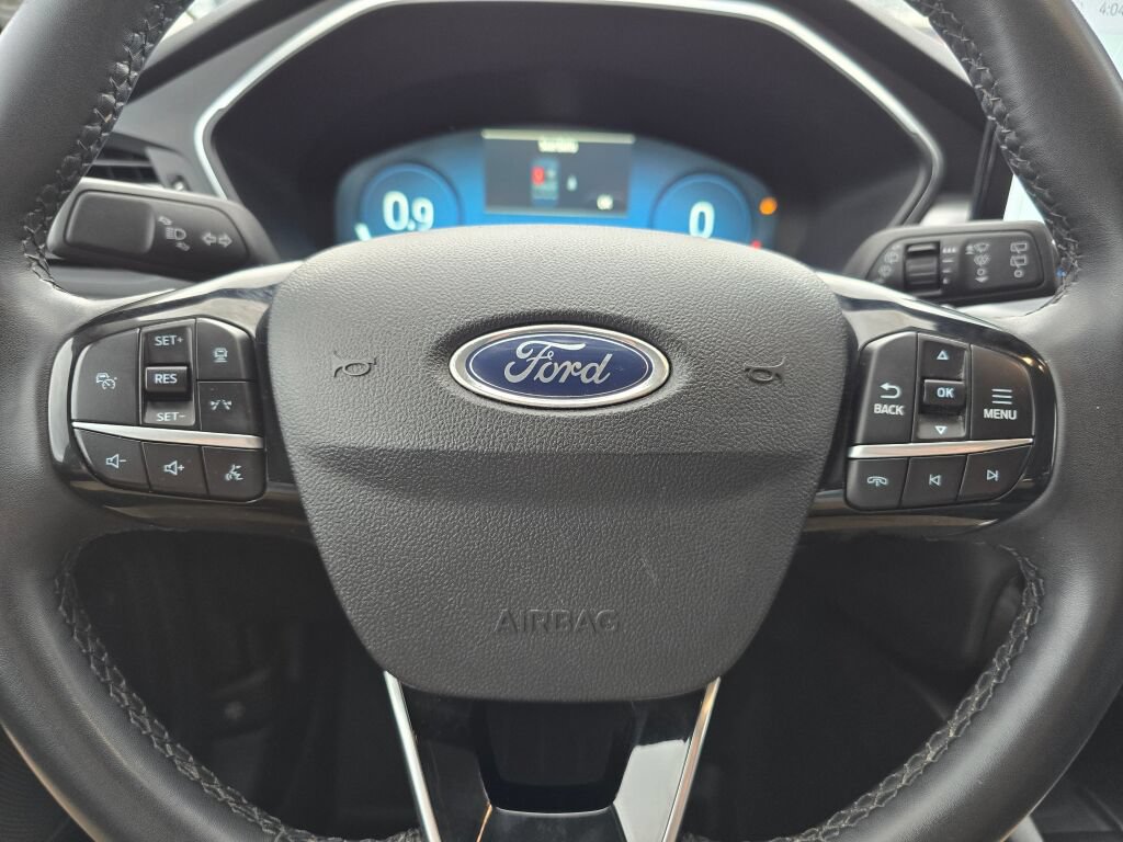 Certified 2023 Ford Escape Platinum AWD/4WD image 23
