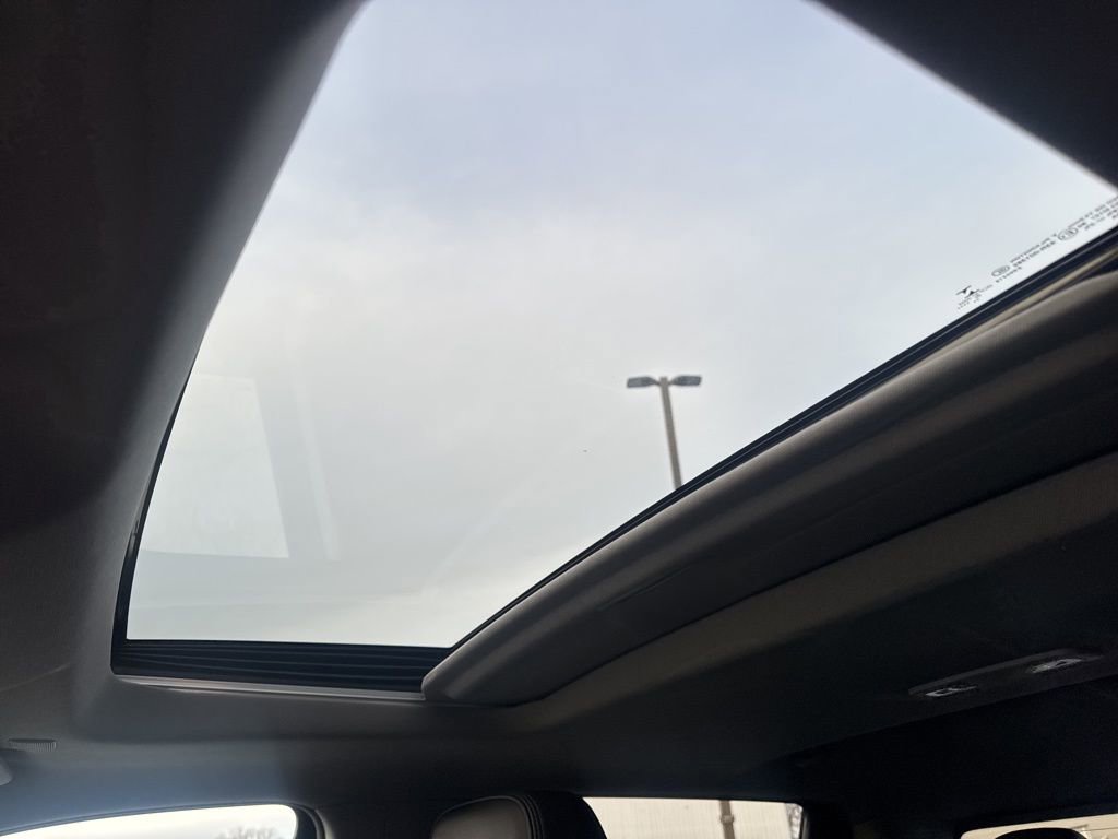 Used 2023 GMC Sierra 1500 Denali w/ Denali Reserve Package image 25