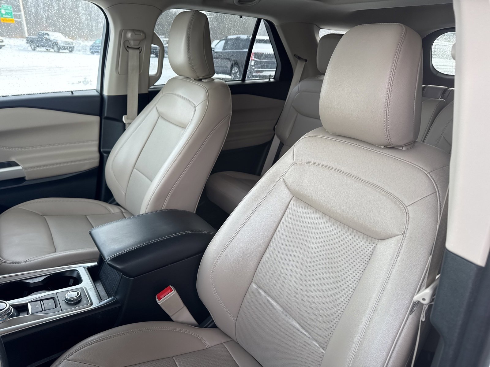 Certified 2023 Ford Explorer Limited w/ Equipment Group 301A image 23