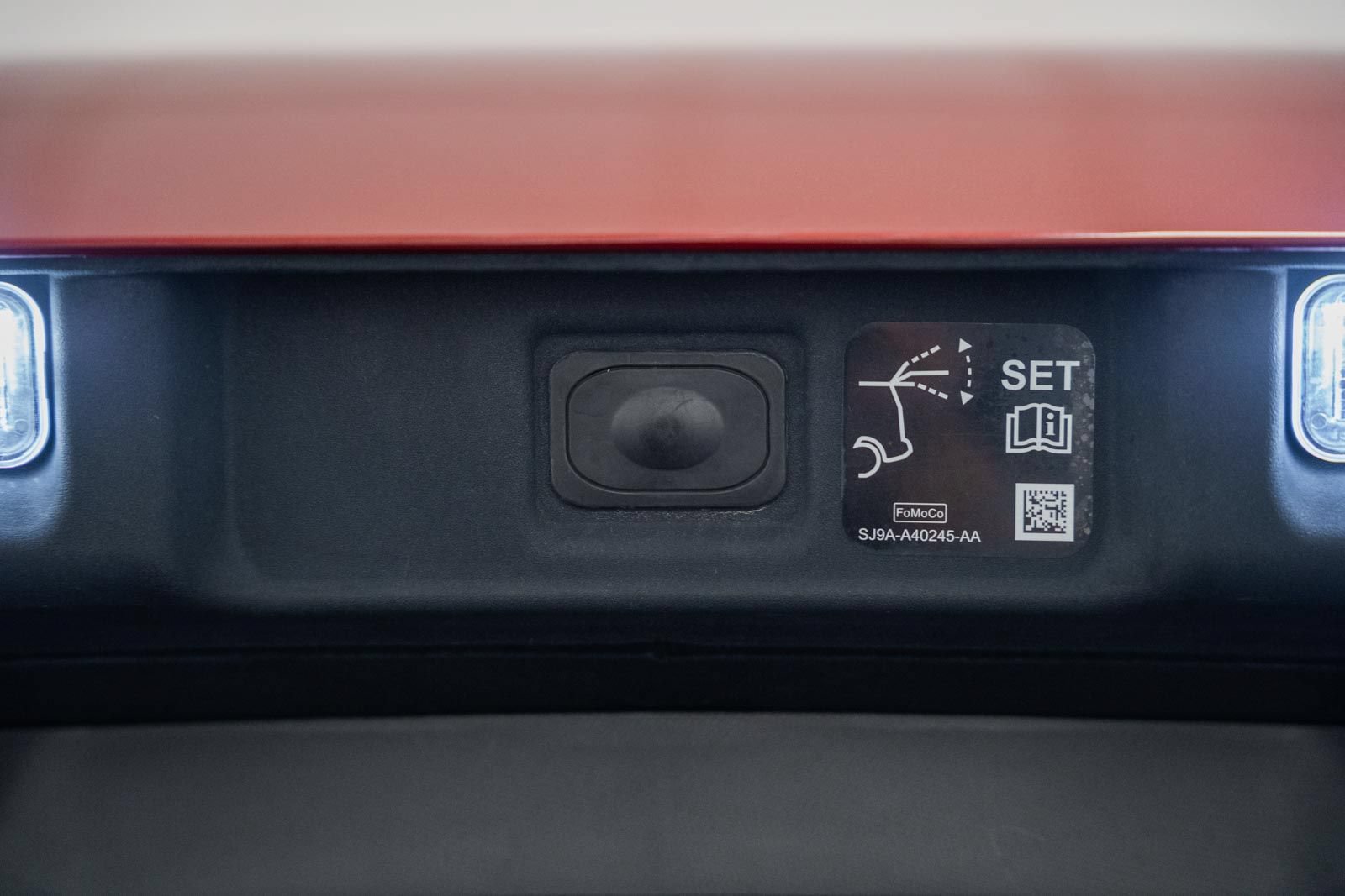 Certified 2025 Ford Mustang Mach-E Premium w/ Sport Appearance Package AWD/4WD image 9