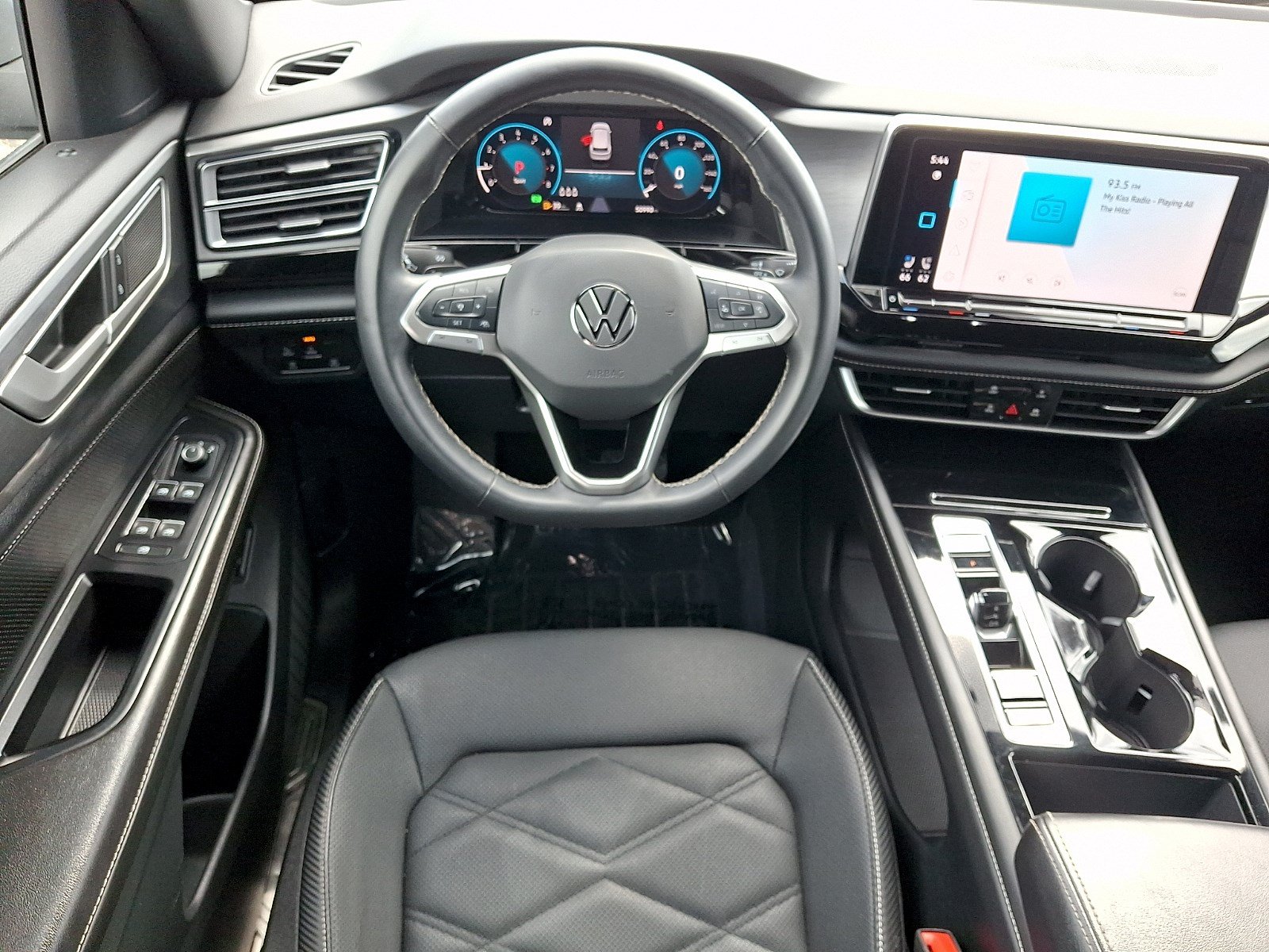 Used 2024 Volkswagen Atlas Cross Sport SE AWD/4WD image 10