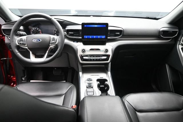 Certified 2024 Ford Explorer XLT AWD/4WD image 23