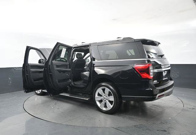 Certified 2024 Ford Expedition Max Platinum image 32