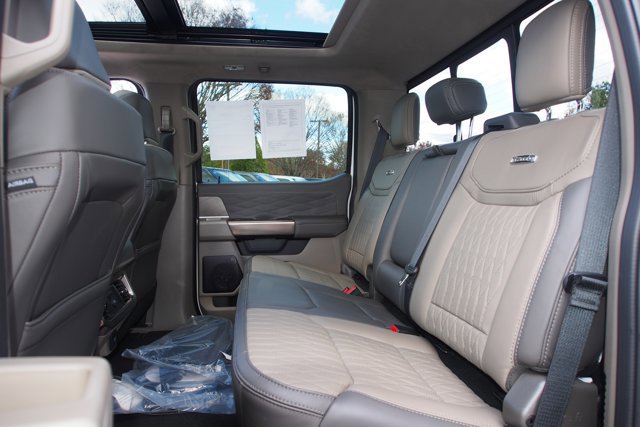 Certified 2025 Ford F450 Platinum w/ Platinum Plus Package image 19