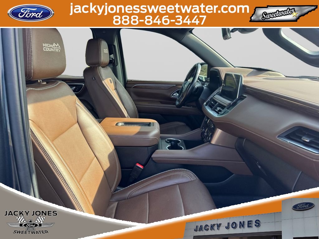 Used 2022 Chevrolet Suburban High Country w/ Max Trailering Package AWD/4WD image 16