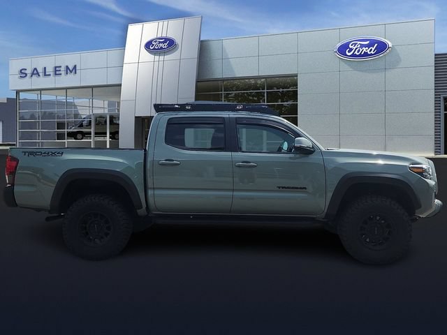 Used 2023 Toyota Tacoma TRD Off-Road AWD/4WD image 2