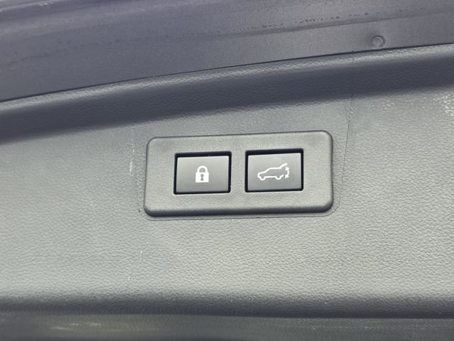 Used 2023 Subaru Outback Limited AWD/4WD image 32