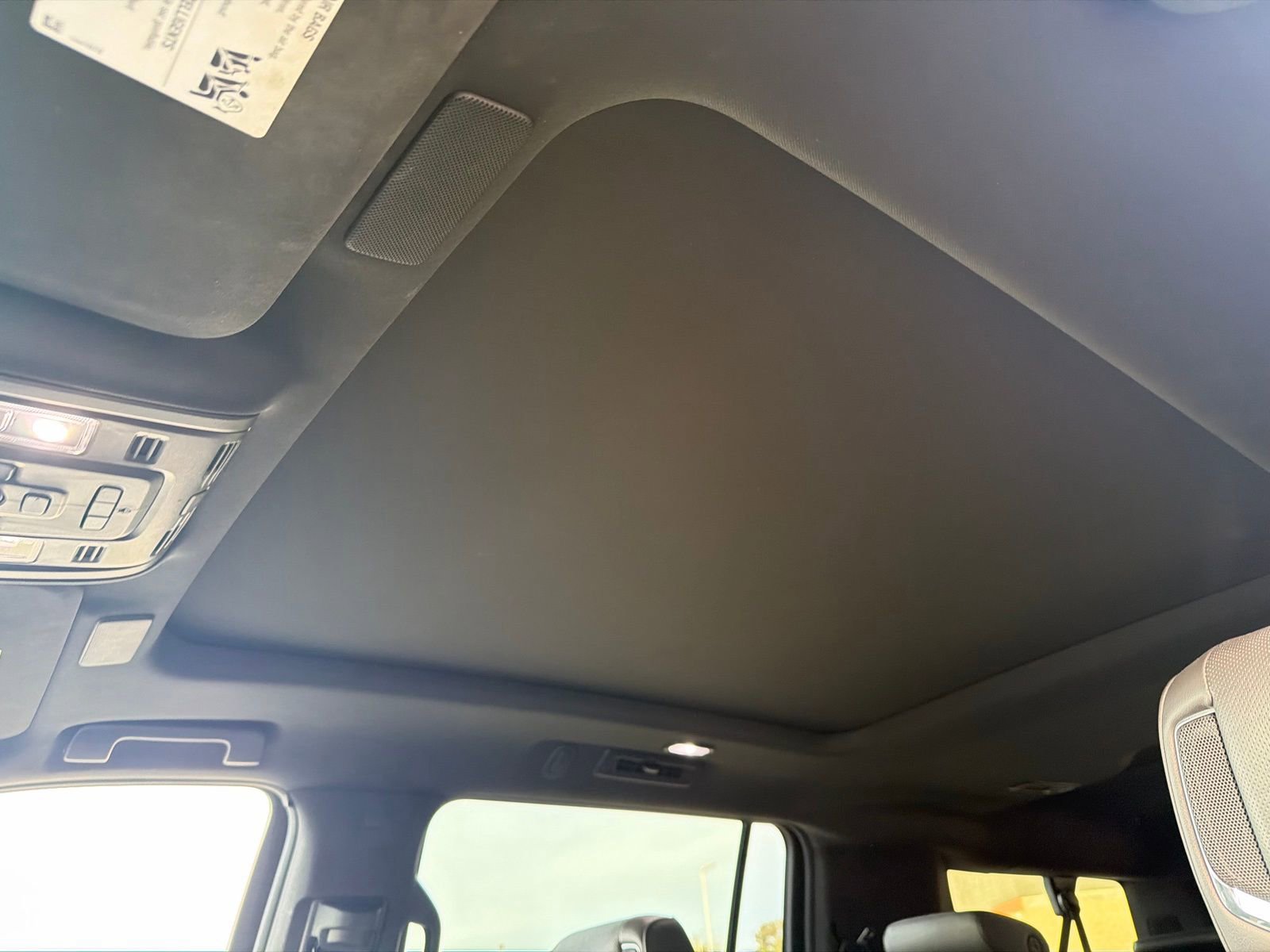 Used 2023 Cadillac Escalade ESV Premium Luxury image 14