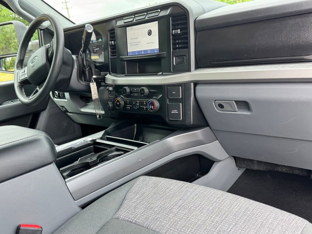 Certified 2024 Ford F350 XLT AWD/4WD image 18