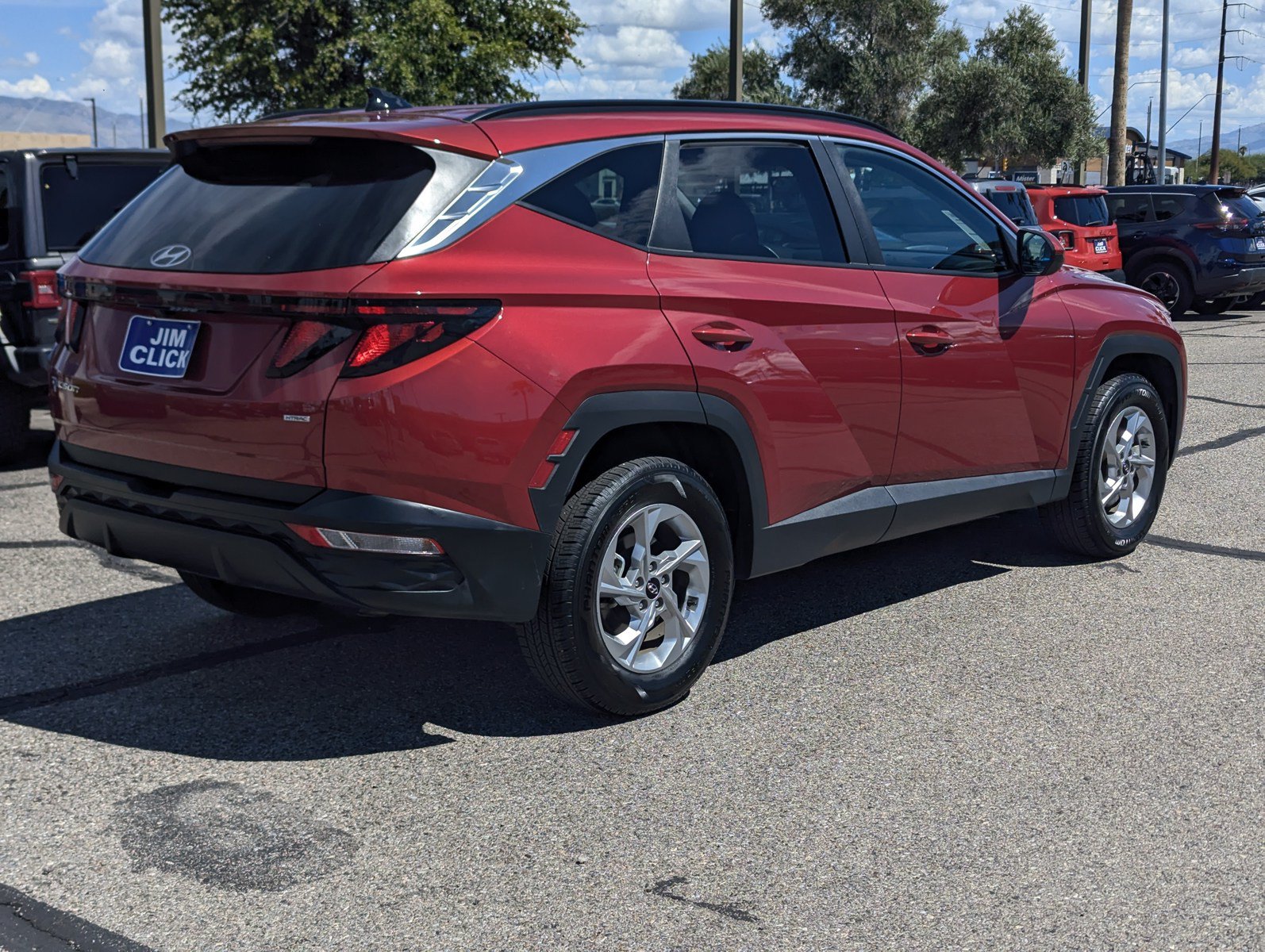 Used 2024 Hyundai Tucson SEL AWD/4WD image 2