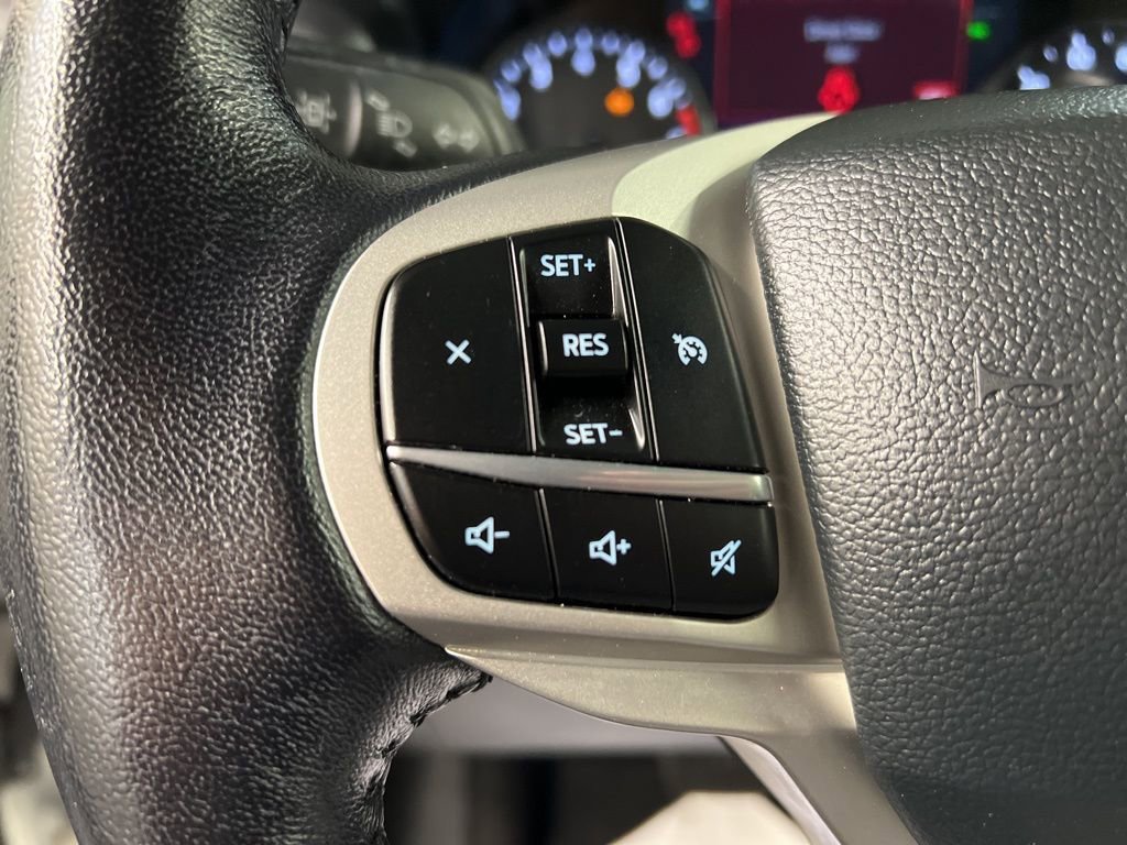 Certified 2023 Ford Explorer XLT w/ Equipment Group 202A image 18