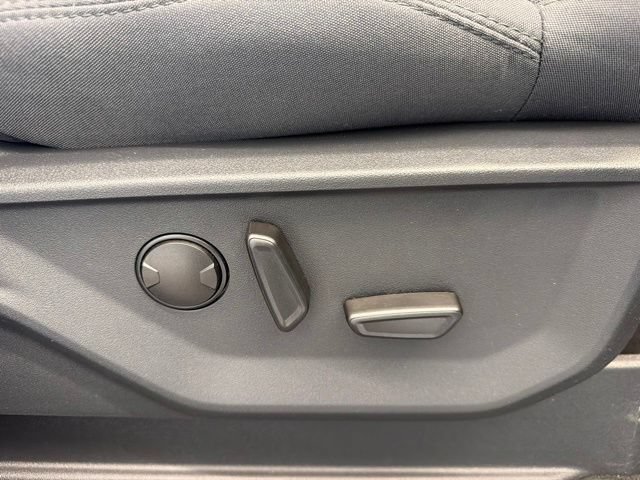 Certified 2025 Ford Expedition Active AWD/4WD image 19