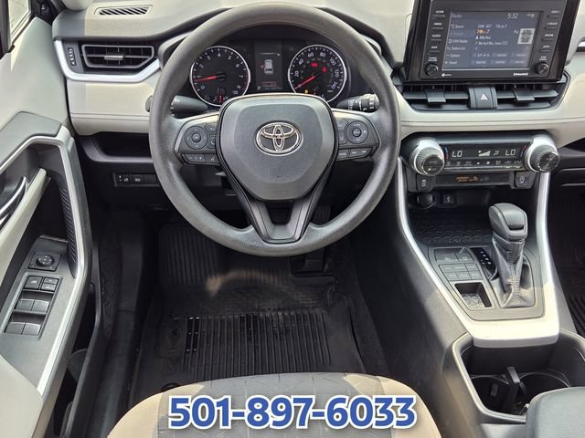 Used 2022 Toyota RAV4 XLE AWD/4WD image 11