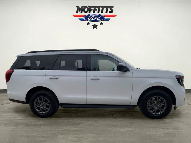 Certified 2025 Ford Expedition Active AWD/4WD image 6