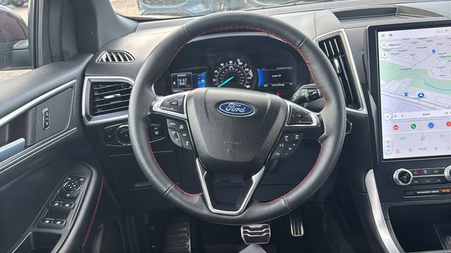 Certified 2023 Ford Edge ST-Line image 14