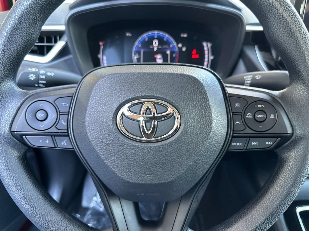 Used 2026 Toyota Corolla LE w/ LE Premium Package FWD image 21