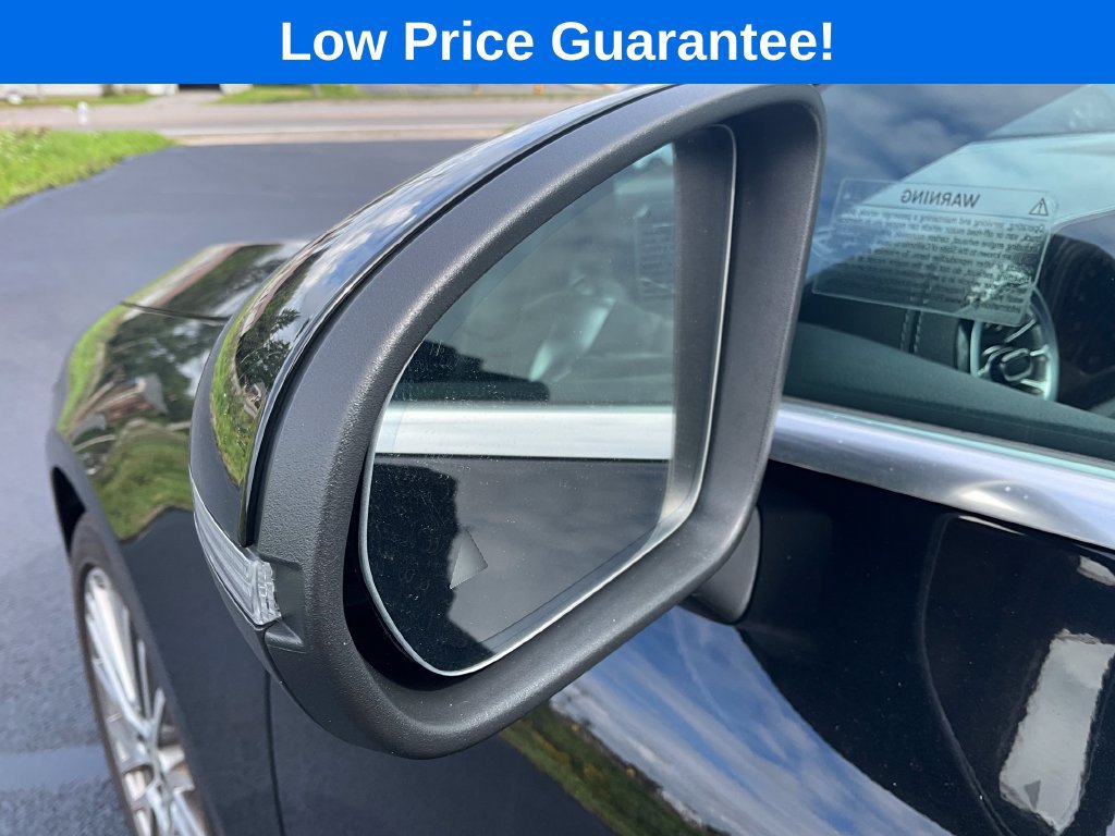 Used 2025 Mercedes-Benz CLA 250 4MATIC image 13