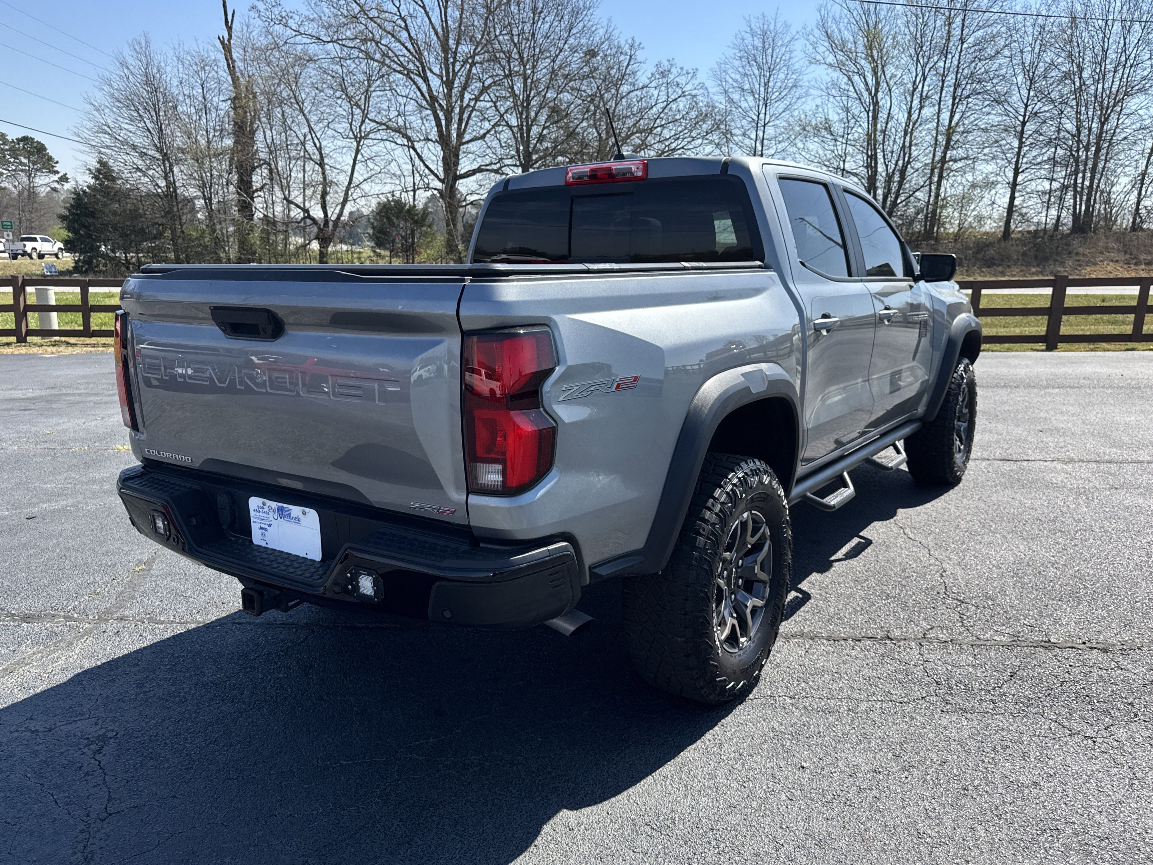 Used 2024 Chevrolet Colorado ZR2 w/ Technology Package image 5