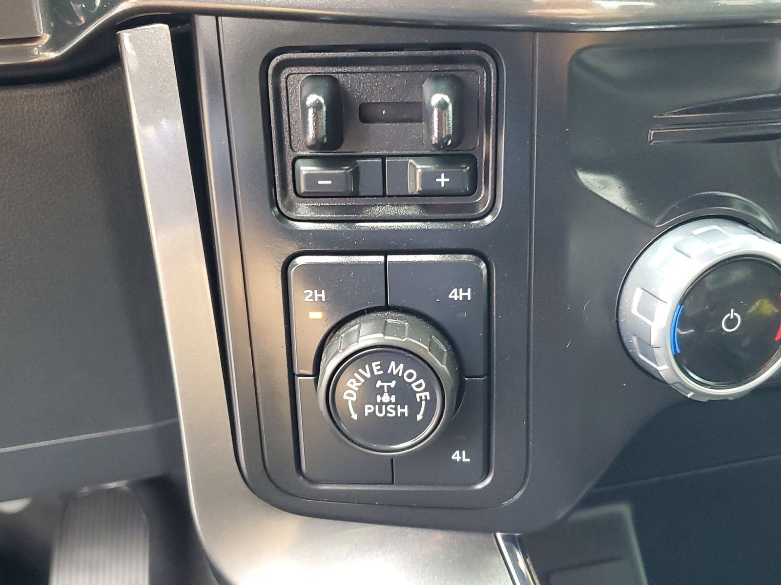 Certified 2023 Ford F150 XLT w/ Equipment Group 302A High AWD/4WD image 27