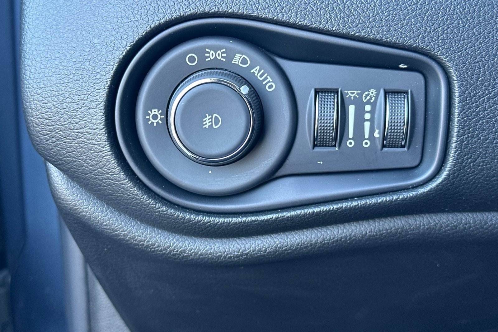 Used 2022 Jeep Renegade Latitude image 31