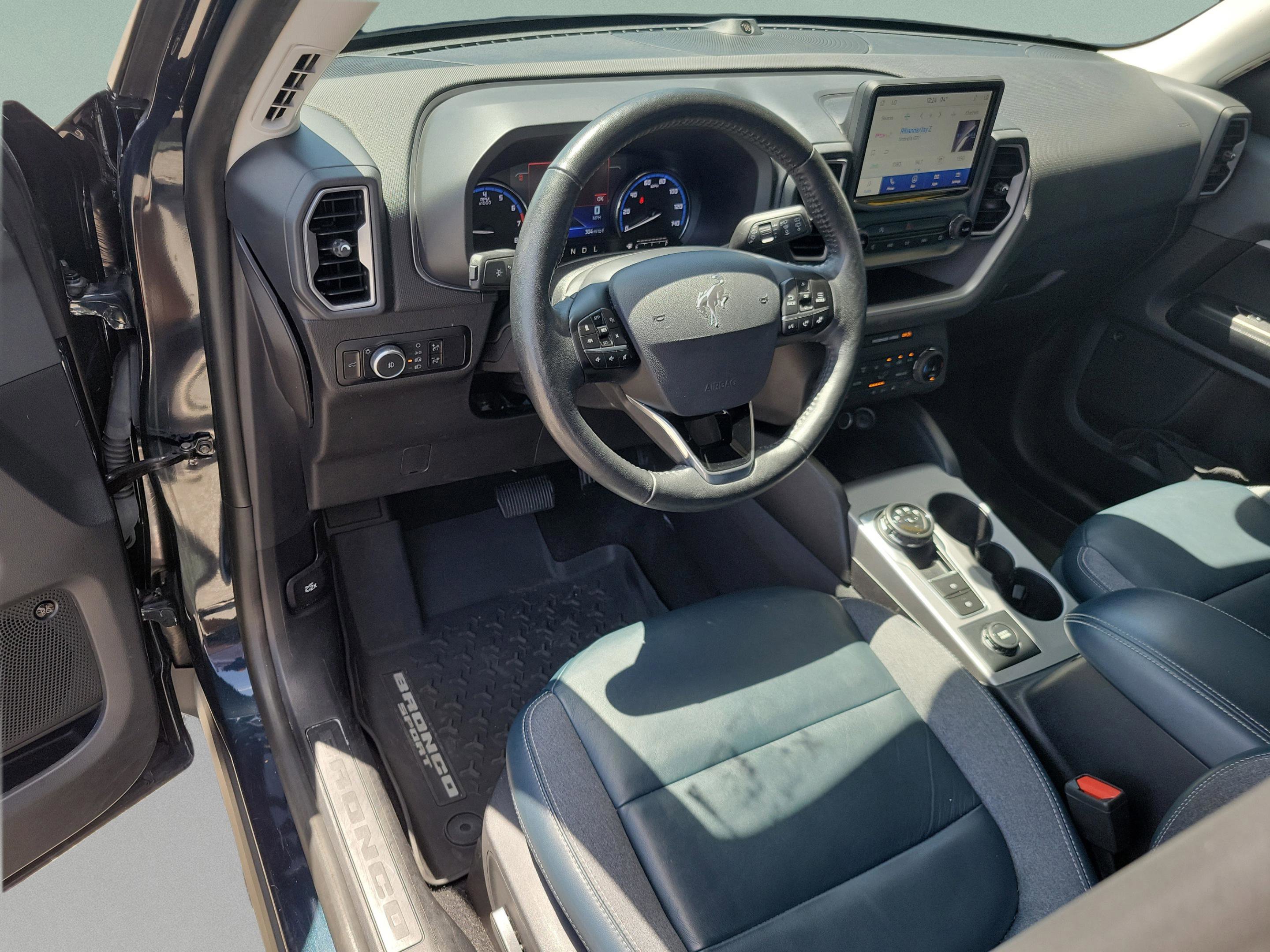 Certified 2023 Ford Bronco Sport Outer Banks w/ Tech Package AWD/4WD image 18