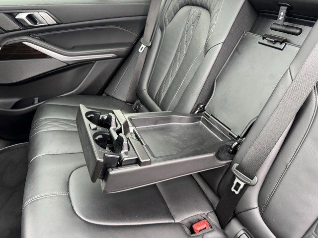 Used 2025 BMW X5 xDrive50e image 31