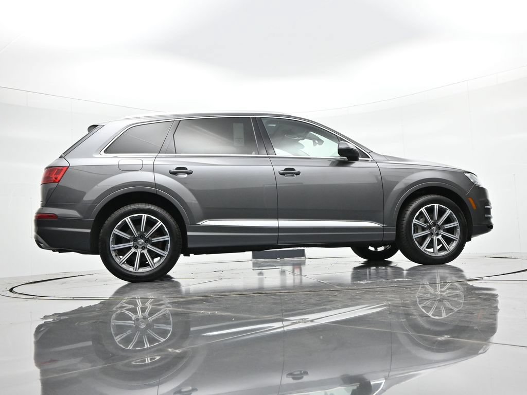 Used 2019 Audi Q7 3.0T Premium AWD/4WD image 22