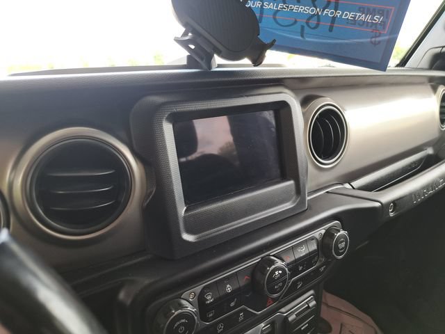Used 2020 Jeep Wrangler Sport AWD/4WD image 10