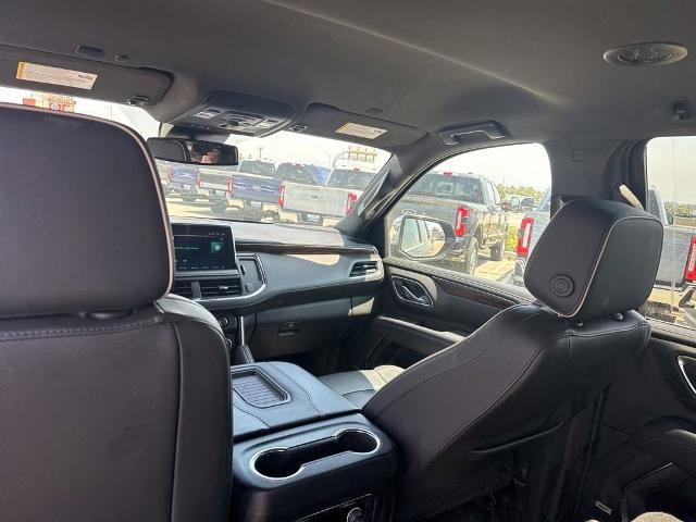 Used 2024 Chevrolet Tahoe Premier AWD/4WD image 12