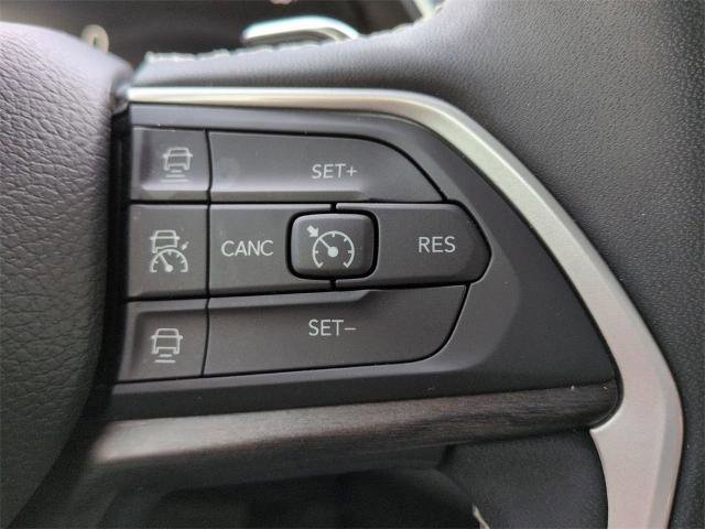 Used 2023 Jeep Grand Cherokee L Limited w/ Luxury Tech Group II image 25