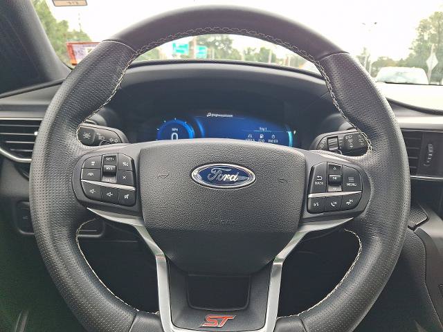 Certified 2020 Ford Explorer ST w/ Premium Technology Package AWD/4WD image 20