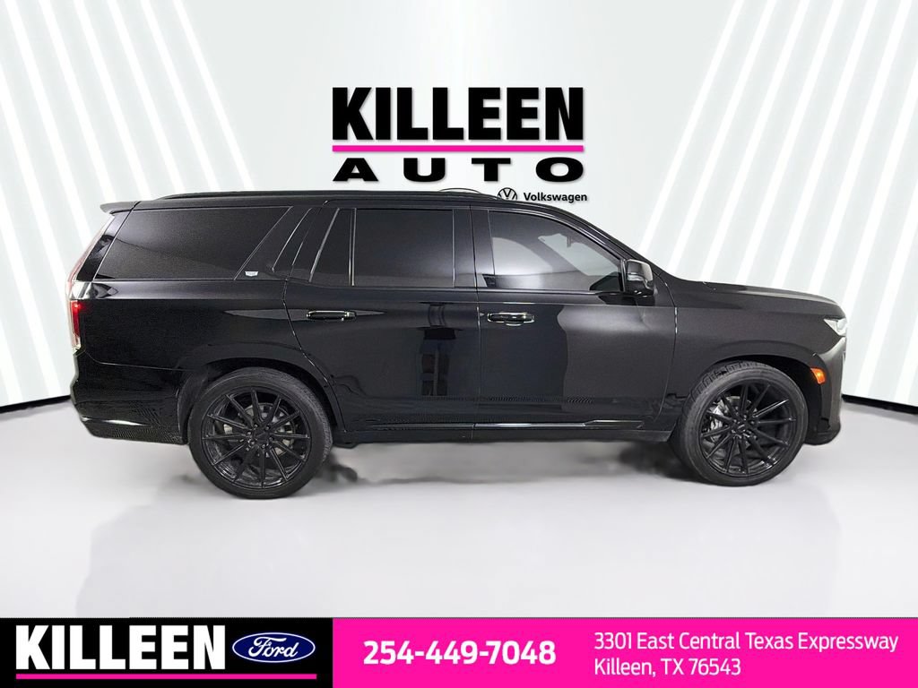 Used 2022 Cadillac Escalade Luxury AWD/4WD image 10