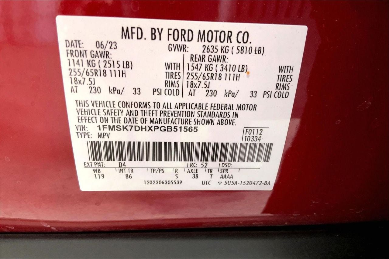 Certified 2023 Ford Explorer XLT RWD image 33
