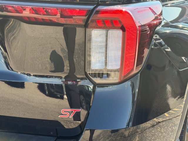 Certified 2025 Ford Explorer ST AWD/4WD image 28
