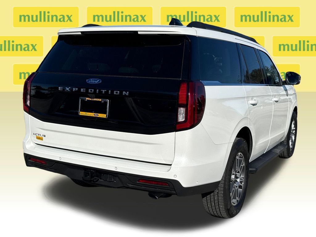 Certified 2025 Ford Expedition Active image 6