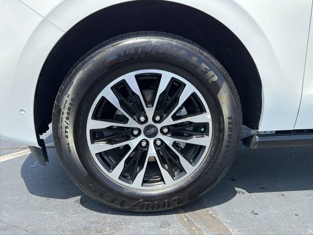 Certified 2025 Ford Expedition Max Platinum AWD/4WD image 10