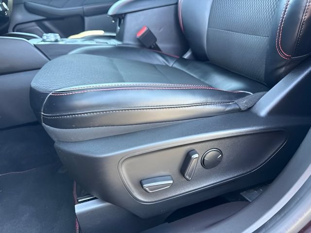 Certified 2023 Ford Escape ST-Line w/ Tech Pack #1 FWD image 16